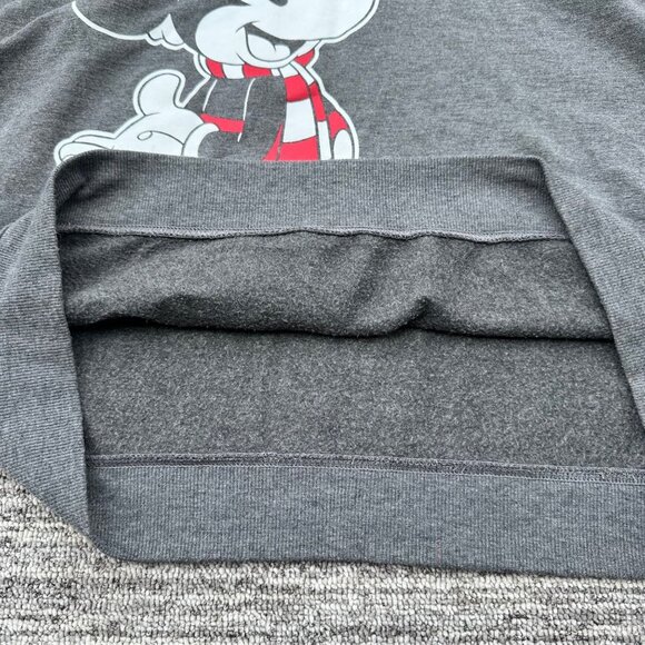 Disney Minnie Mouse Holiday Disneyland Grey Sweater Fan Adult Womens Size Large - Picture 10 of 10